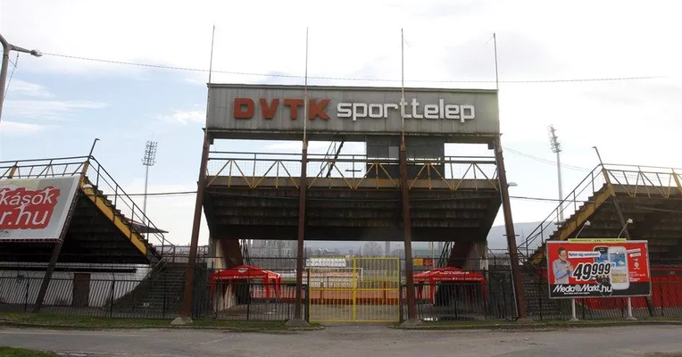 Tíz éve ezen a napon volt a stadionbúcsú